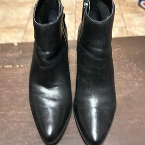 Rockport black booties Size 9